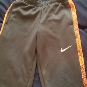Boys nike pants